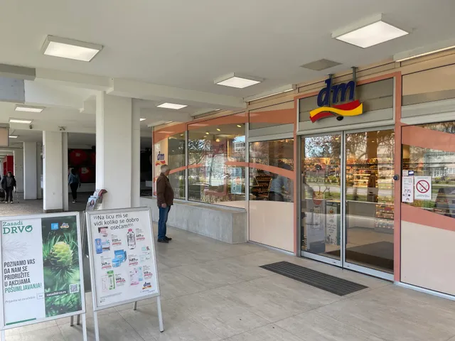 DM drug store