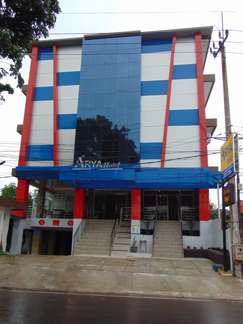 Arya Hotel