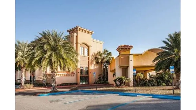 Ramada by Wyndham Jacksonville I-95 by Butler Blvd