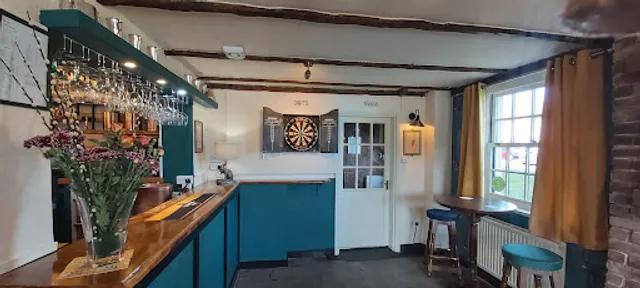 The Blacksmith's Arms Halland(Free House)