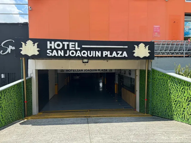 Hotel San Joaquin Plaza