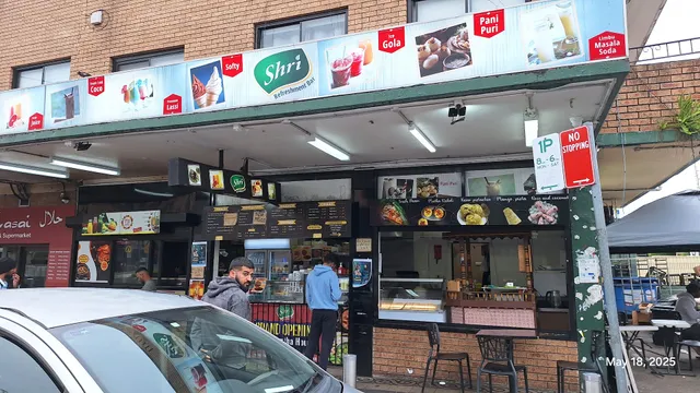 Shri Refreshment Bar