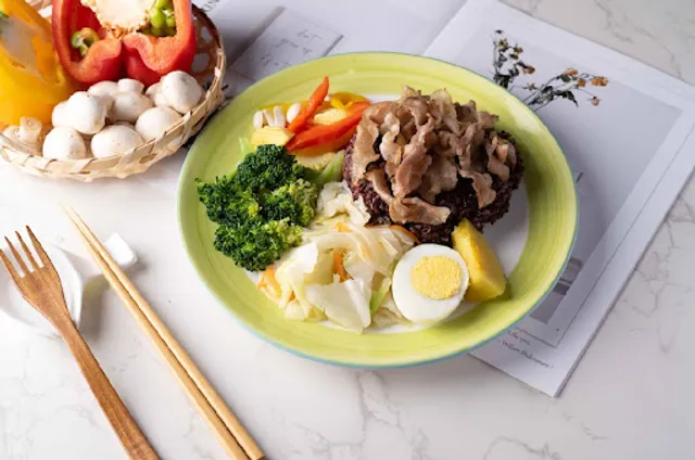 D低卡輕食餐盒（靜宜店）