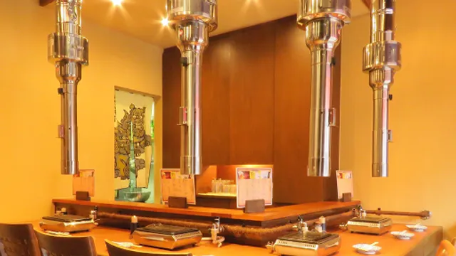 ホルモン焼肉円蔵 長岡京総本店