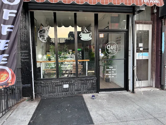 Cafe on 7th