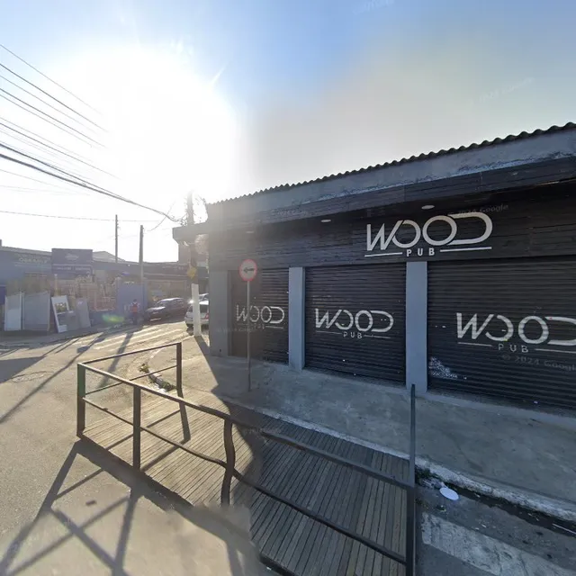 WOOD PUB