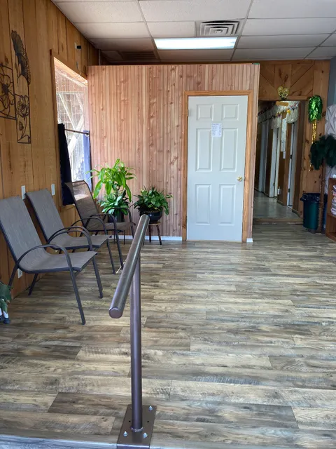 Toad Frog Alley Tanning & Rejuvenation