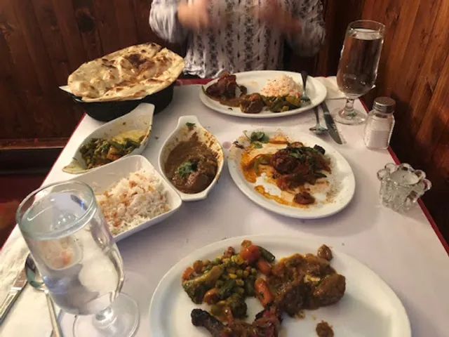 Royal Tandoori Quebec city( halal)