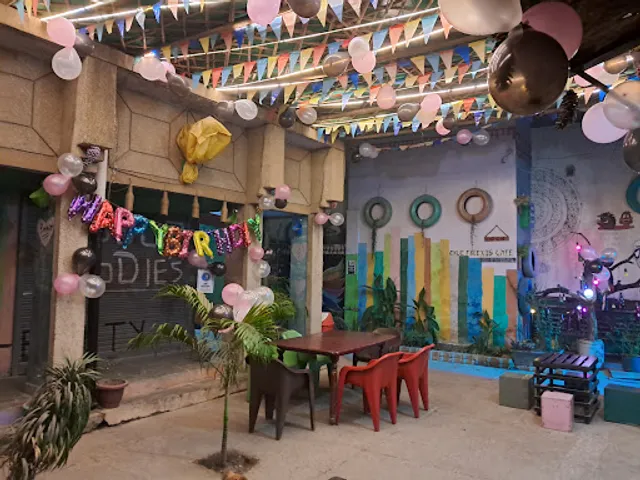 True Friends Cafe - TFC