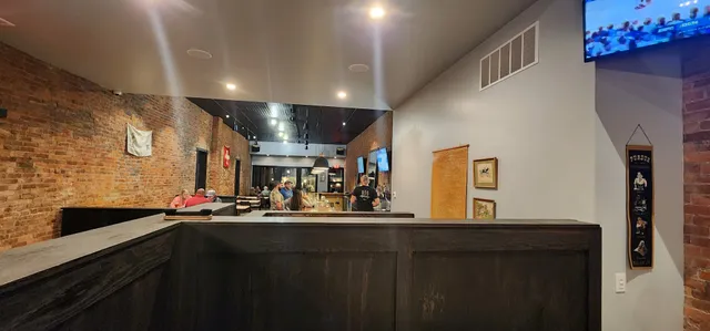 Fulton & Main Kitchen and Bar