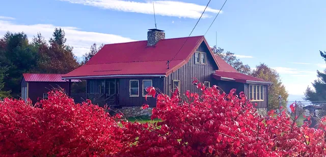 Alluring View B&B Log Cabin near Banner Elk