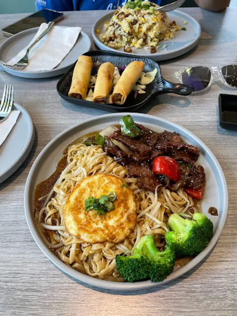 Noodoh Asian Fusion & Bar