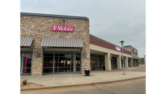 T-Mobile Experience Store