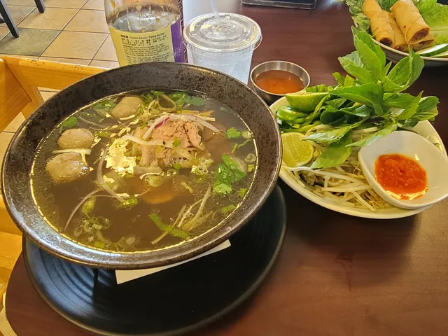 VinBun Vietnamese Bistro