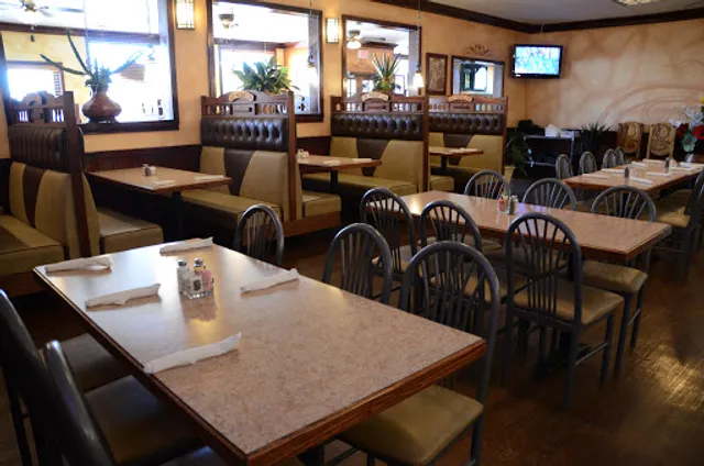 Dos Margaritas Bar & Grill