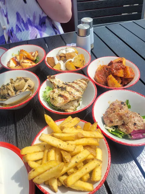 Papi's Pizzeria & Tapas