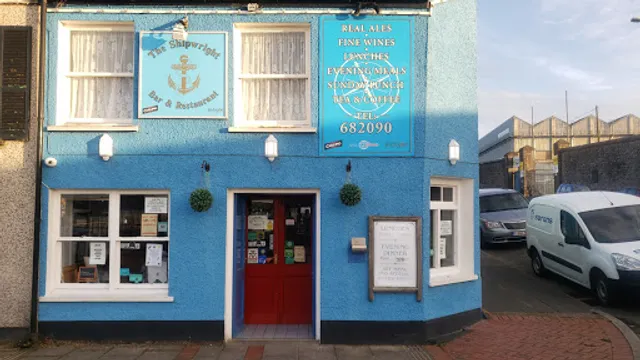 The Shipwright Inn
