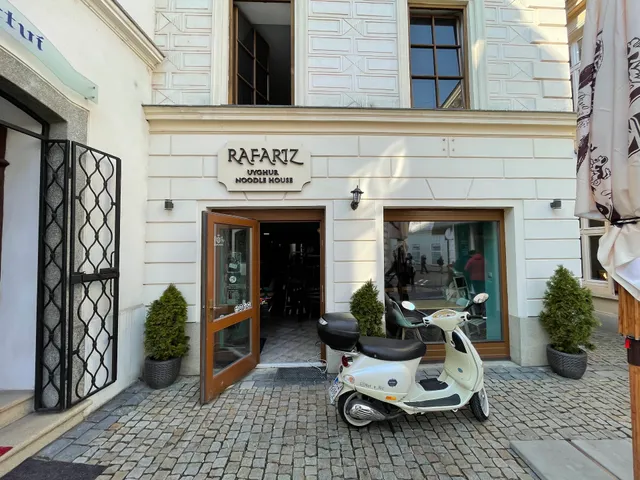 RAFARIZ noodle house