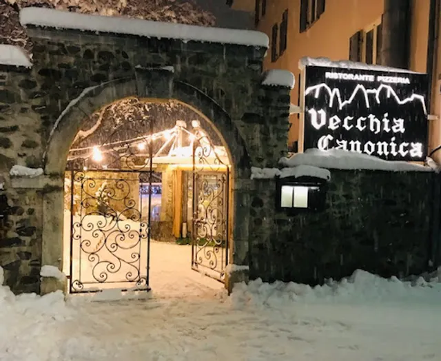 Ristorante Pizzeria Vecchia Canonica