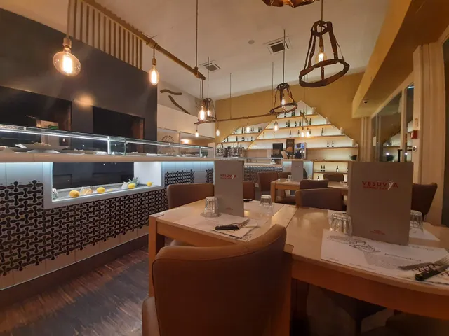 Pizzeria Ristorante Vesuvya