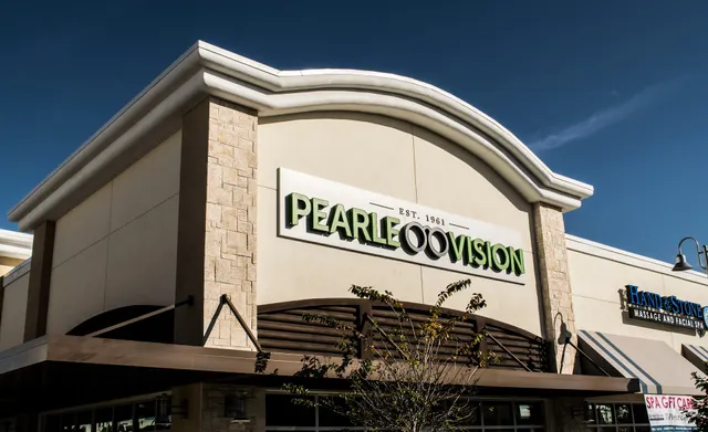 Pearle Vision
