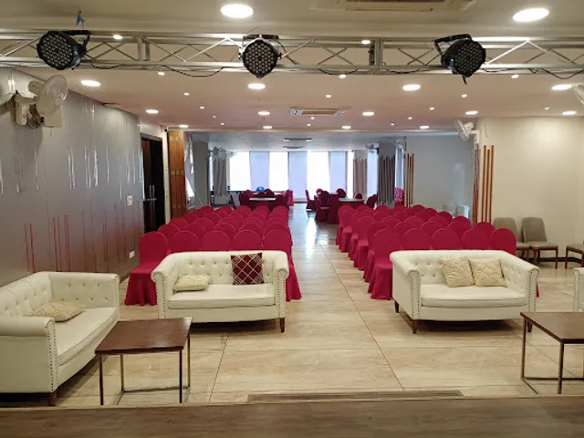 Utsav Hotel Rooftop Lounge