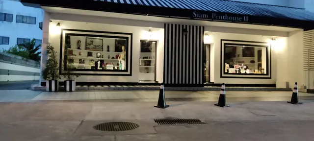 Siam Penthouse II Condominium