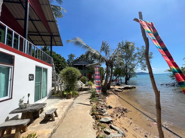 Rasta view bungalows