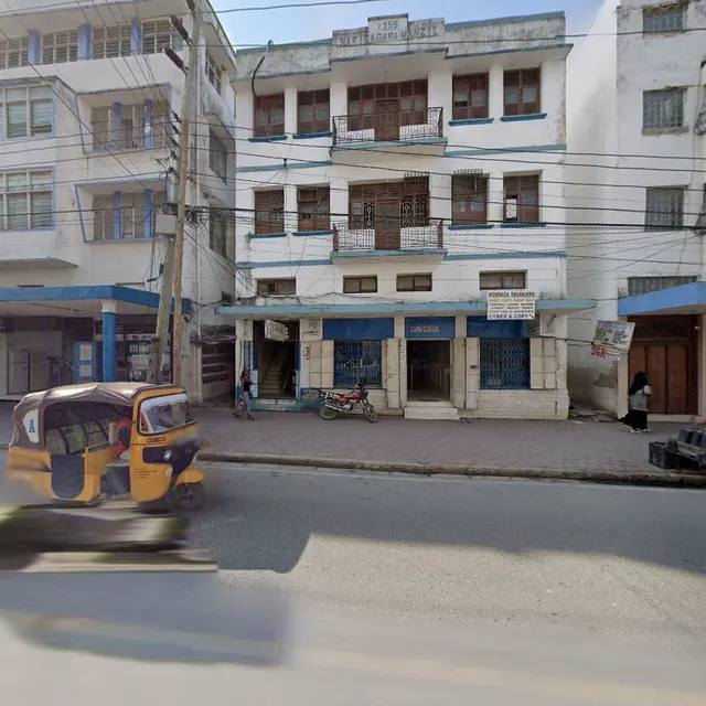 Mambo Leo Restaurant