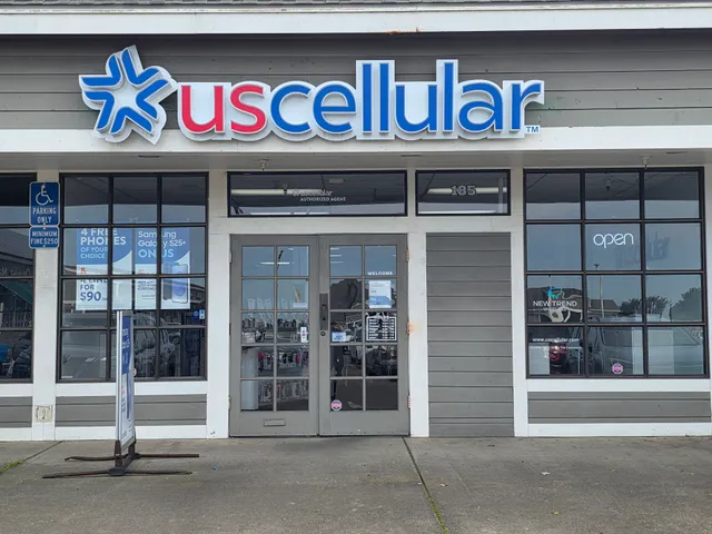 Authorized Retailer UScellular & T-Mobile