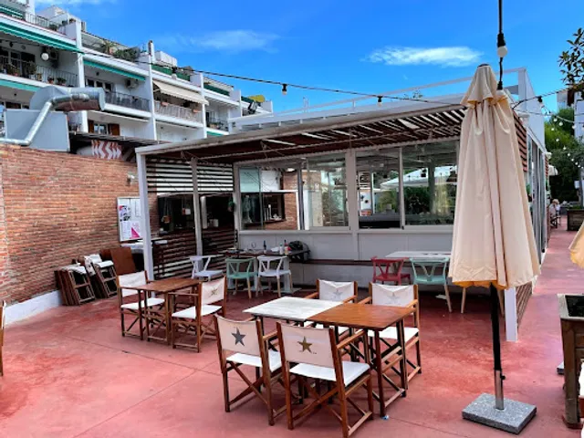 Els Jardins del Retiro - el Cable Sitges