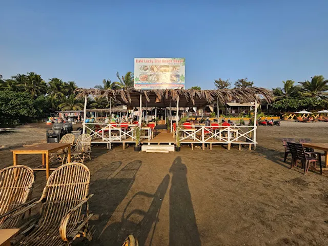 Lucky Star Beach Shack