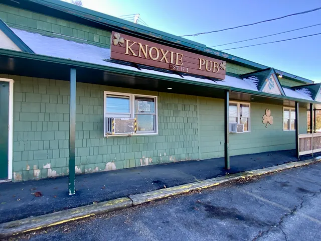 Knoxie's Pub