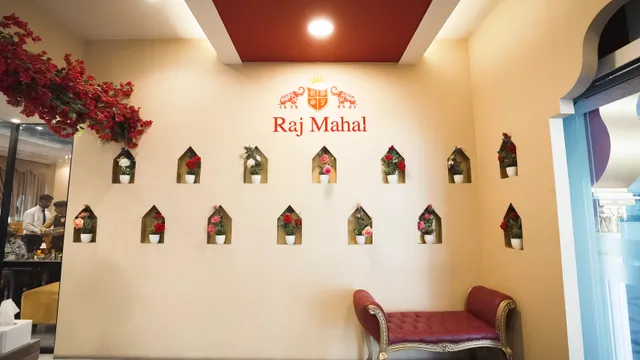 Raj Mahal Restaurant