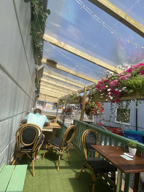 Me & Mrs Jones Deli Cafe