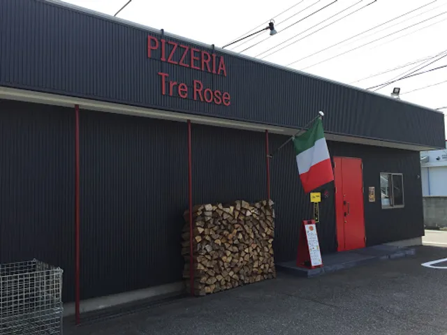 Tre Rose