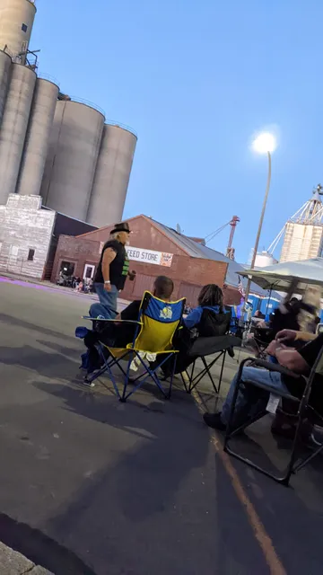 Ken's Feed Store Inc