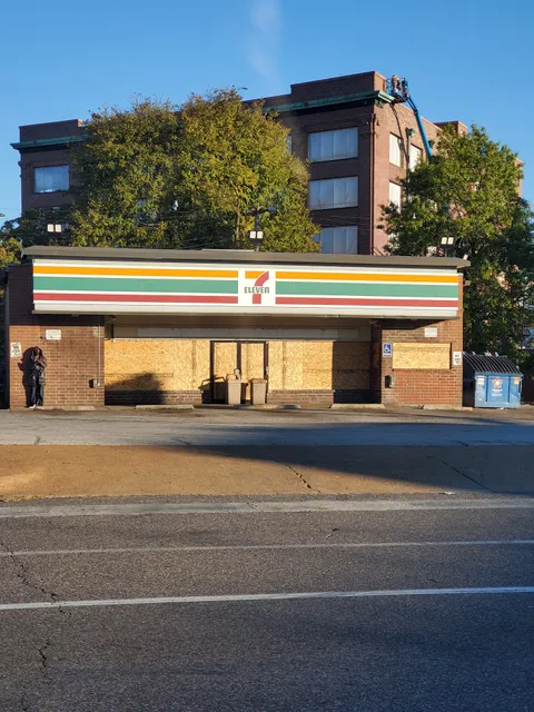 7-Eleven