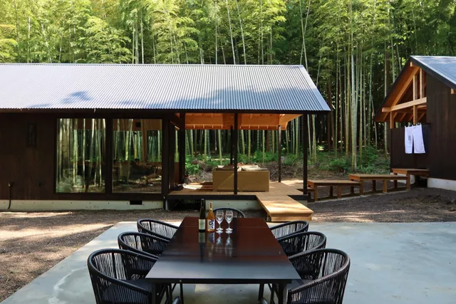 and FOREST 勝浦「竹の離れ」