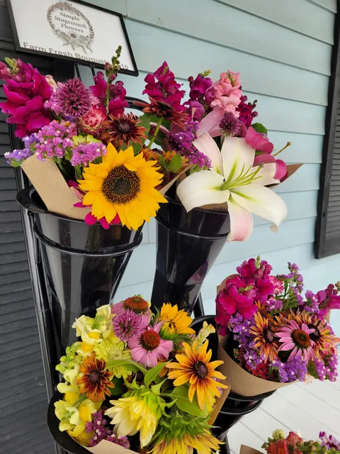 Simple Stagecoach Flowers