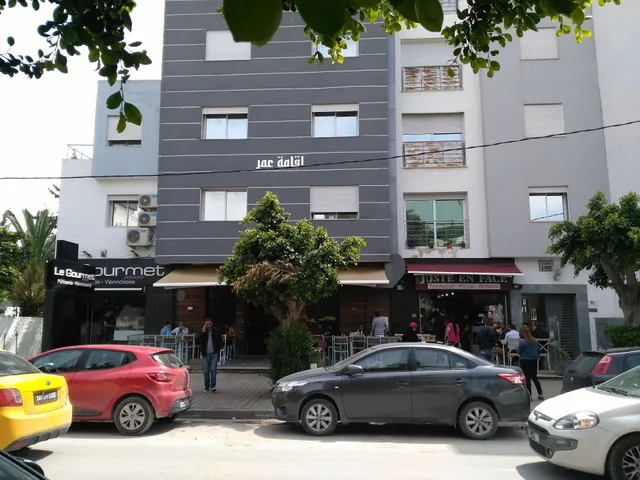 Juste En Face ( Megrine )