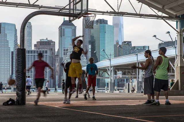 Pier 2 Handball Courts