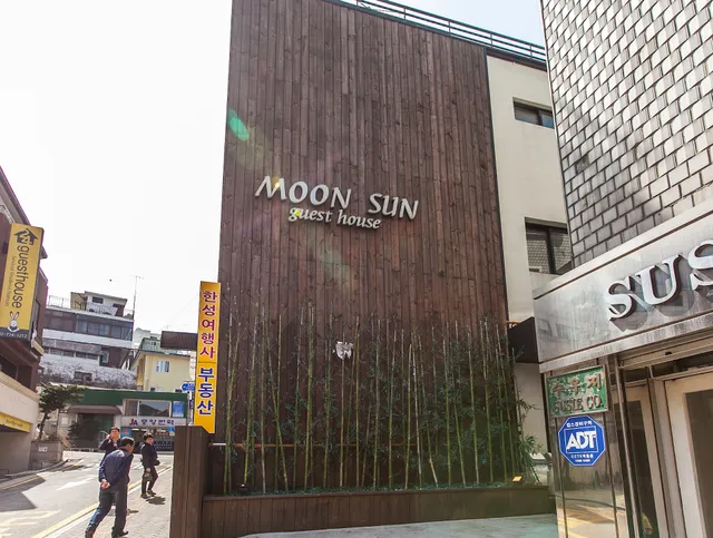 Moon Sun Guesthouse
