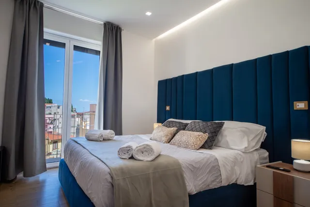 THE GOLD LEAF SICILY