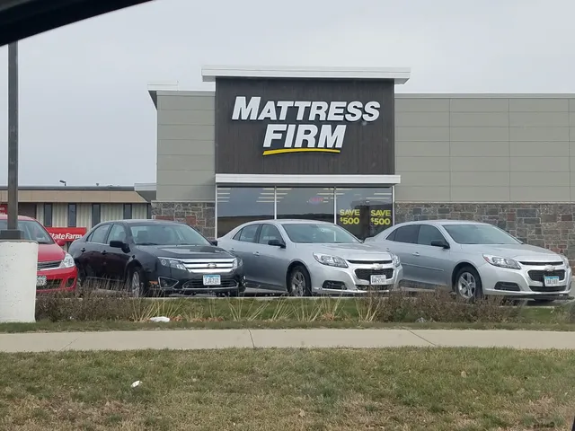 Mattress Firm 1st Ave