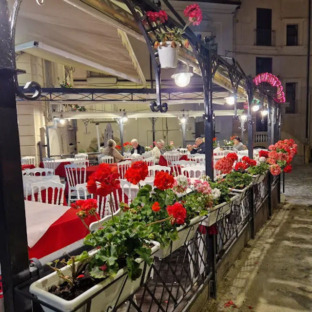Trattoria Pizzeria L'arca