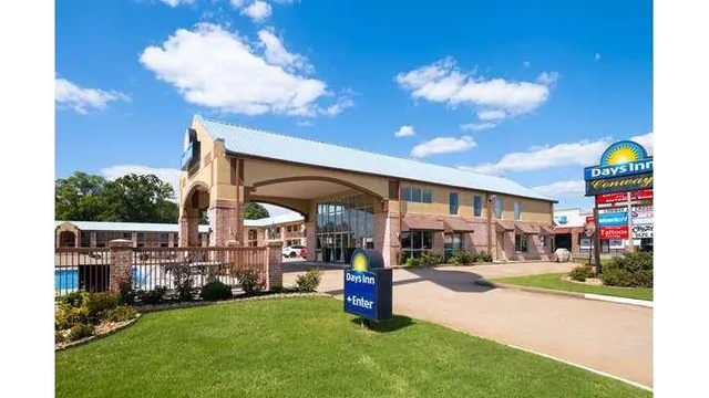 Days Inn by Wyndham Conway