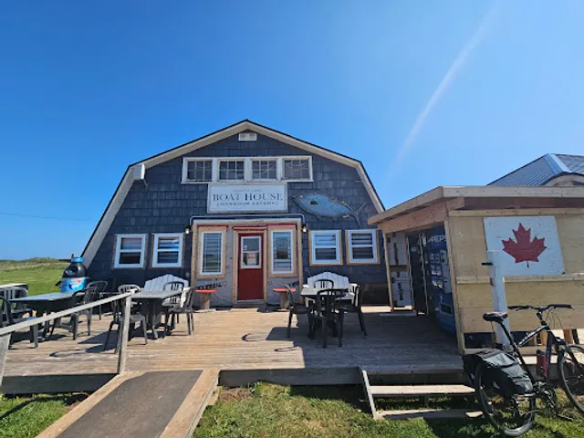 North Lake Boathouse Eatery