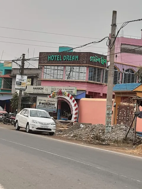 Dream hotel