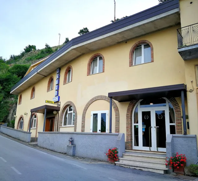 Hotel Ristorante Di Pasquale Farese Farese